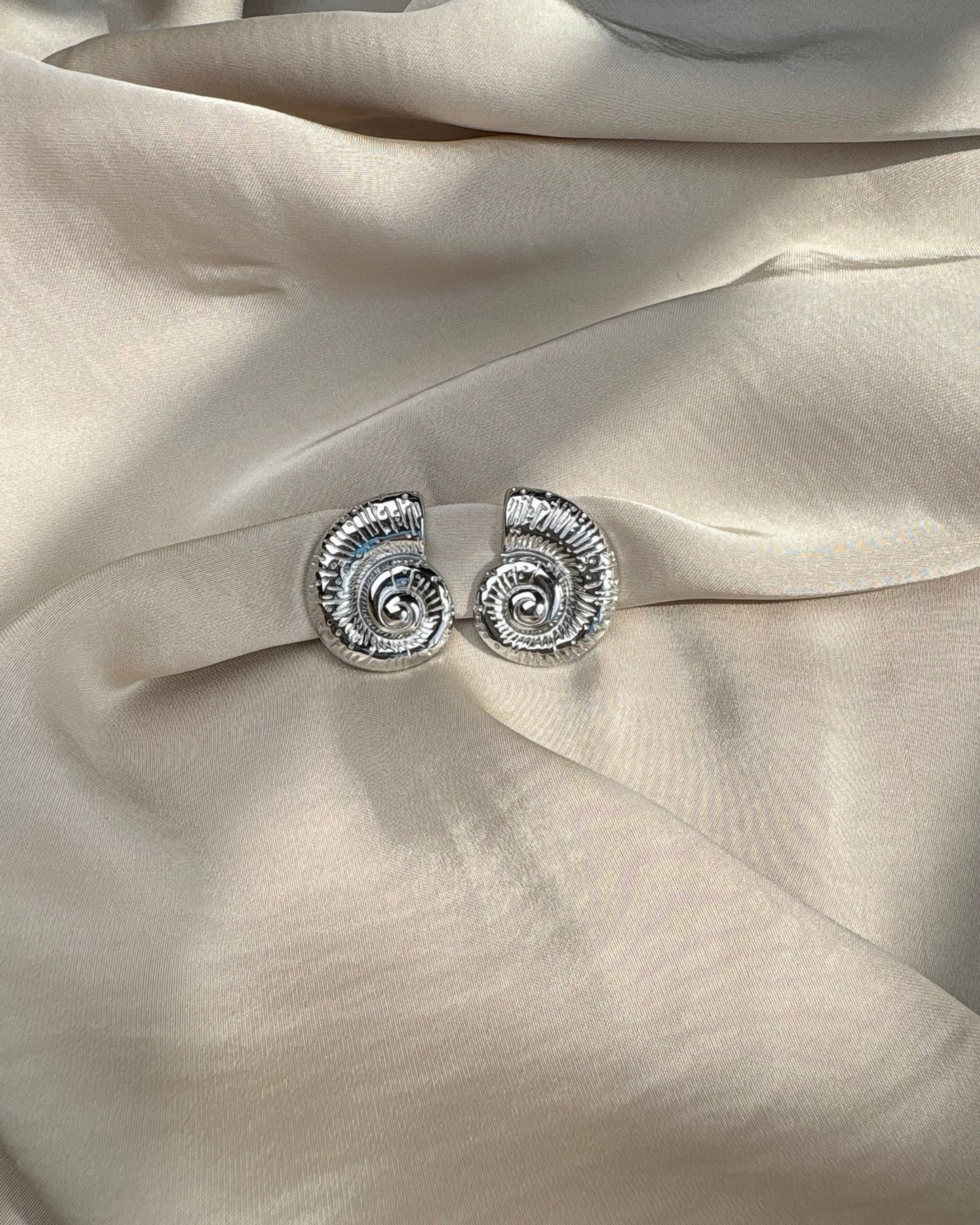 Eclipse Spirals