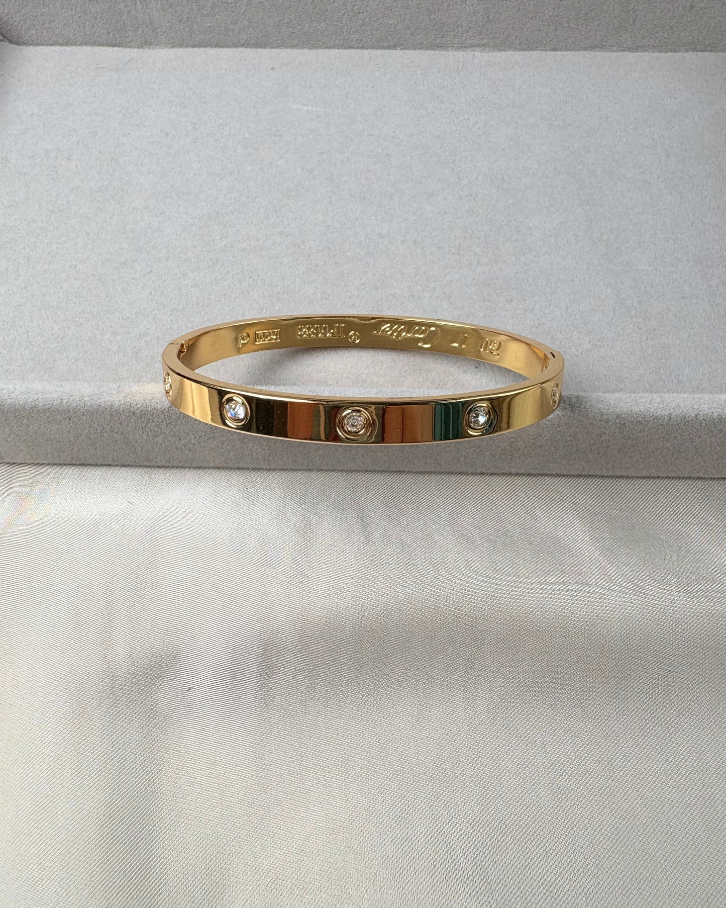 Eternal Embrace Cuff Gold