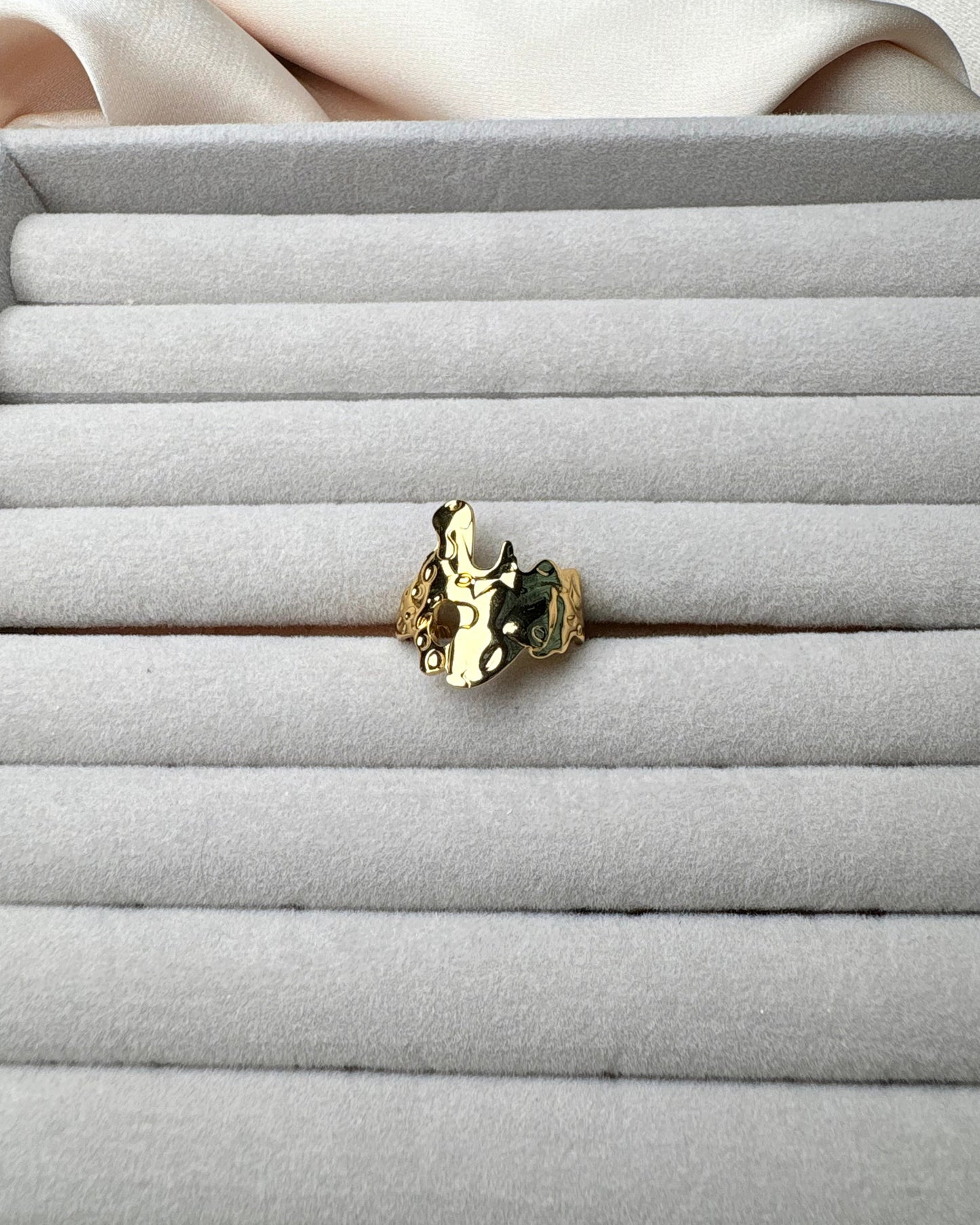 Lava Ring