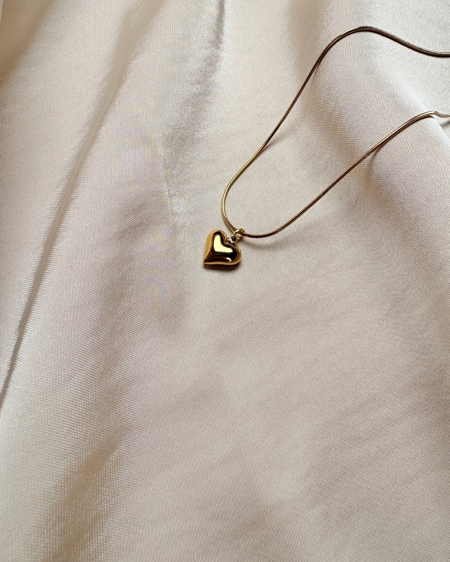 Hrt. Necklace