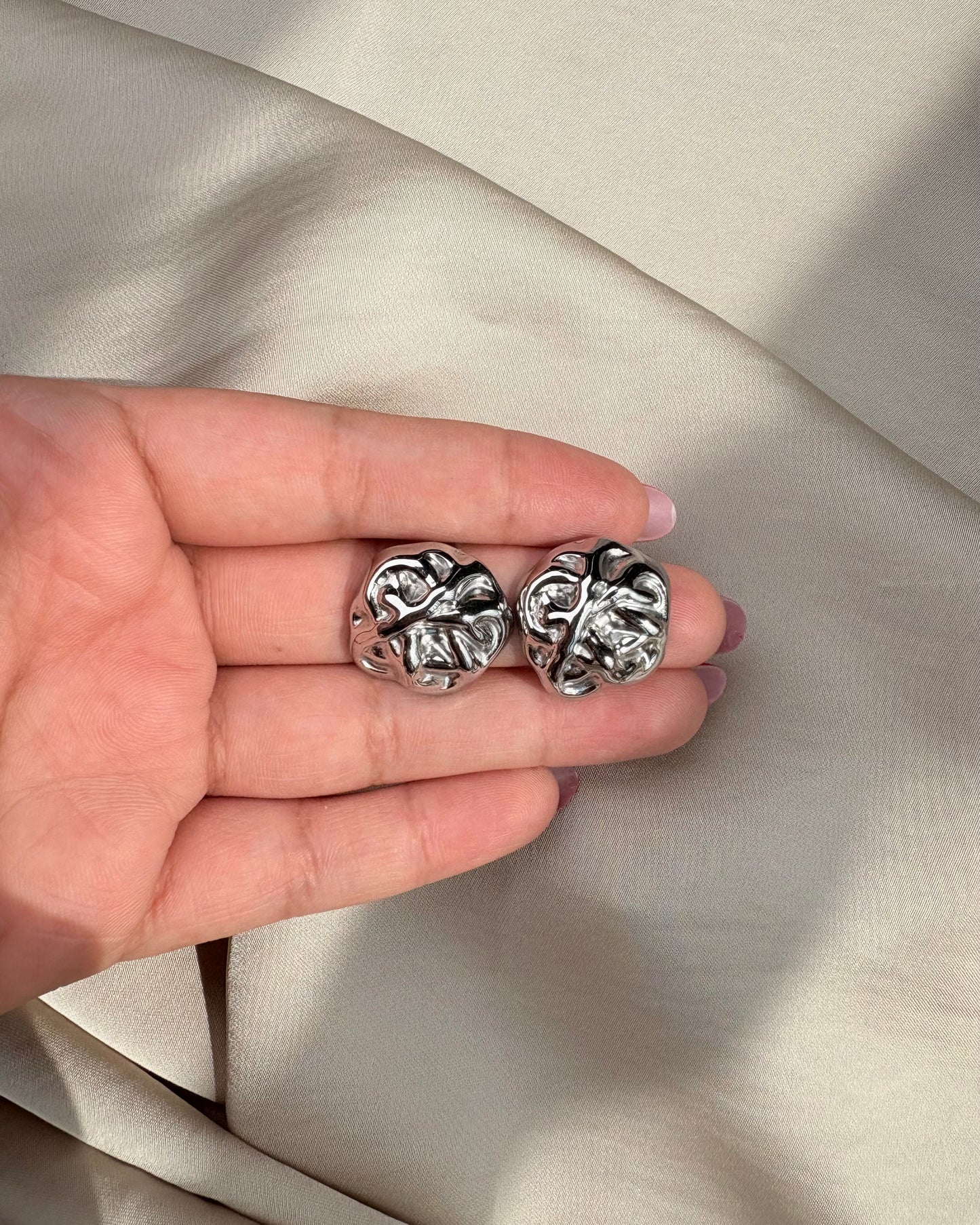 Tide Knot Studs